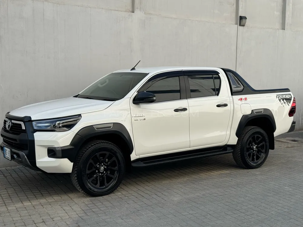 Toyota Hilux 2022 for Sale in Islamabad Image-1