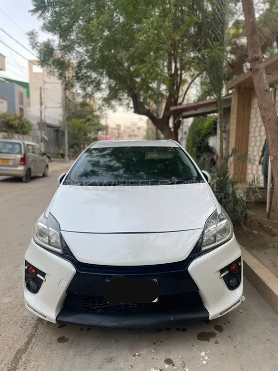 Toyota Prius 2011 for Sale in Karachi Image-1