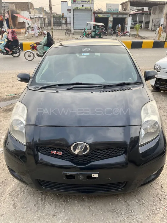 Toyota Vitz 2008 for Sale in Dera ismail khan Image-1