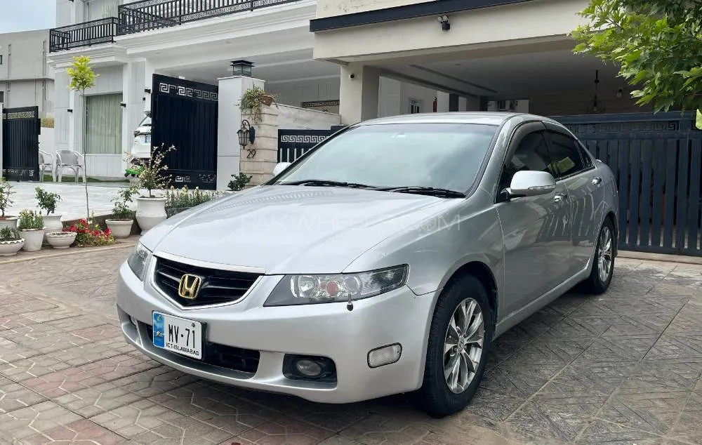 Honda Accord 2003 for Sale in Islamabad Image-1