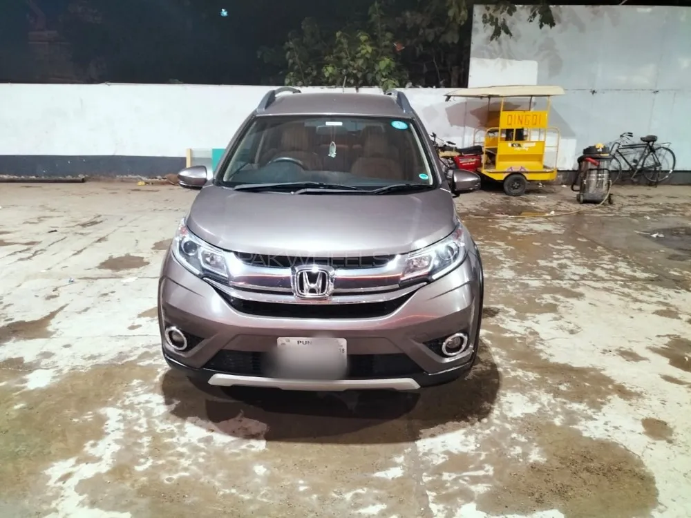Honda BR-V 2018 for Sale in Sialkot Image-1