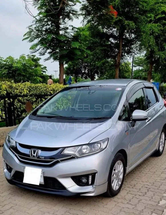 Honda Fit 2015 for Sale in Gujranwala Image-1