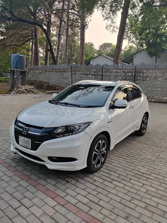 Honda Vezel 2014 for Sale in Mirpur A.K. Image-1