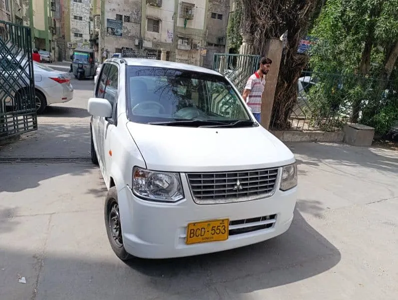 Mitsubishi Ek Wagon 2011 for Sale in Karachi Image-1