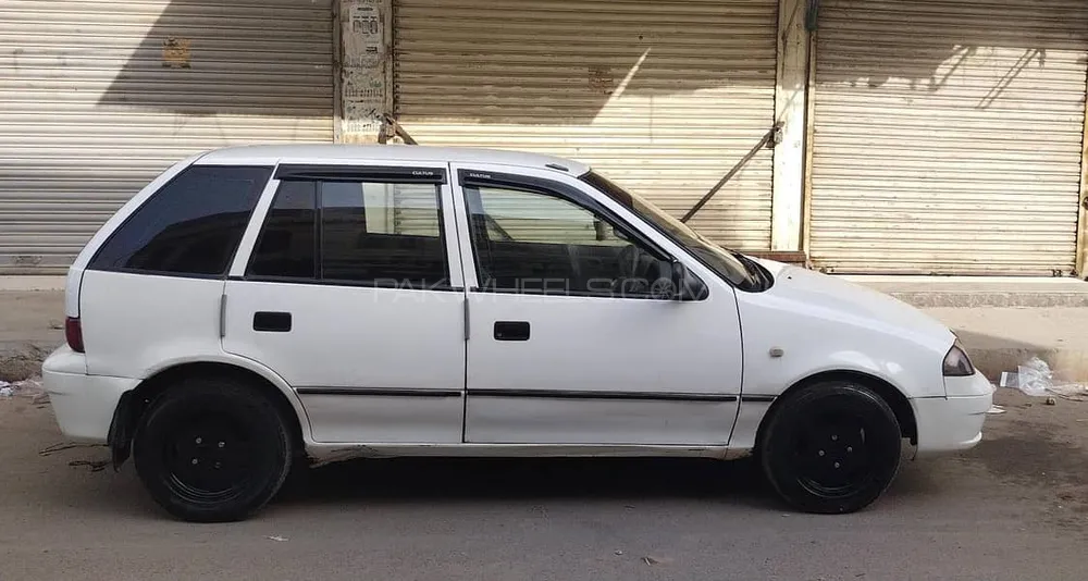 Suzuki Cultus 2004 for Sale in Karachi Image-1