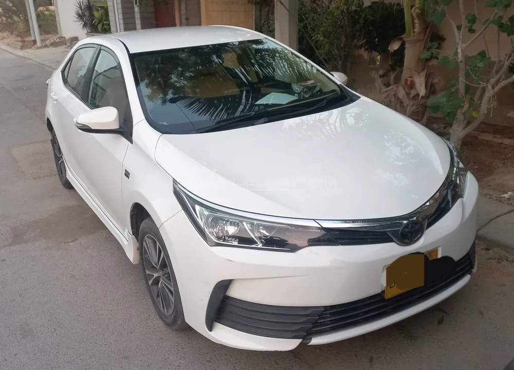 Toyota Corolla 2018 for Sale in Karachi Image-1