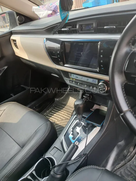Toyota Corolla 2016 for Sale in Pak pattan sharif Image-1