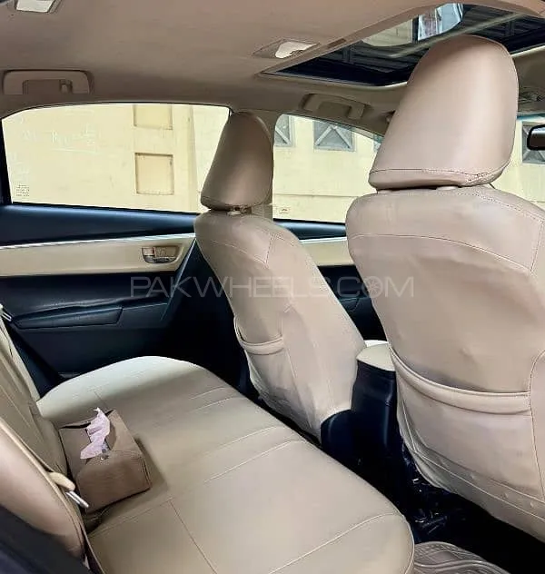 Toyota Corolla 2021 for Sale in Islamabad Image-1
