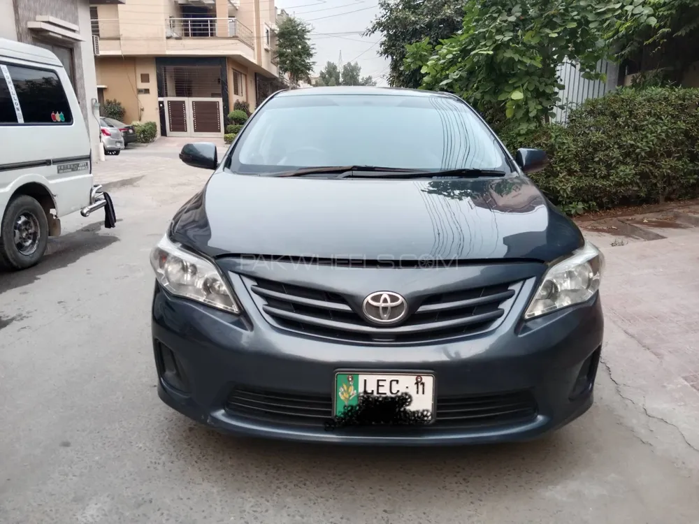 Toyota Corolla 2011 for Sale in Faisalabad Image-1