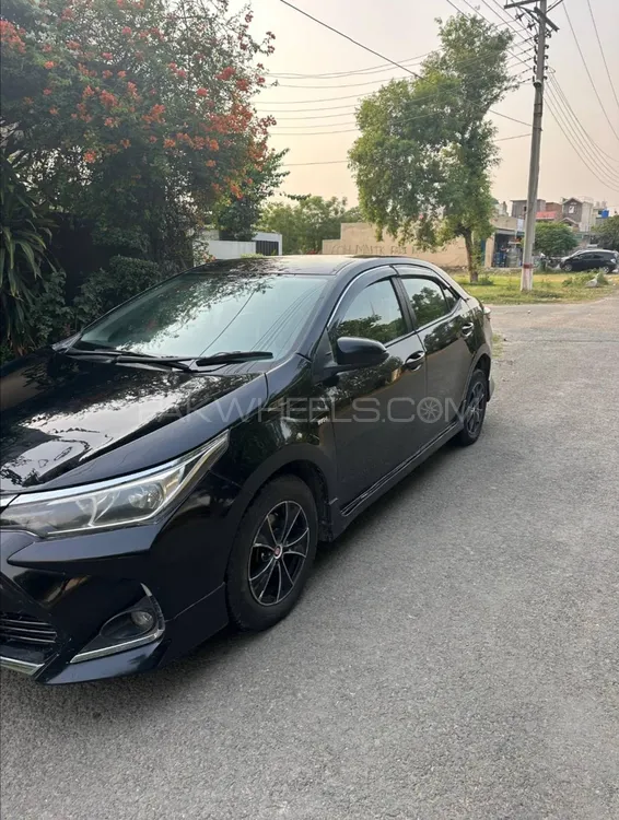 Toyota Corolla 2014 for Sale in Lahore Image-1