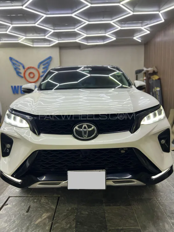 Toyota Fortuner 2018 for Sale in Narowal Image-1