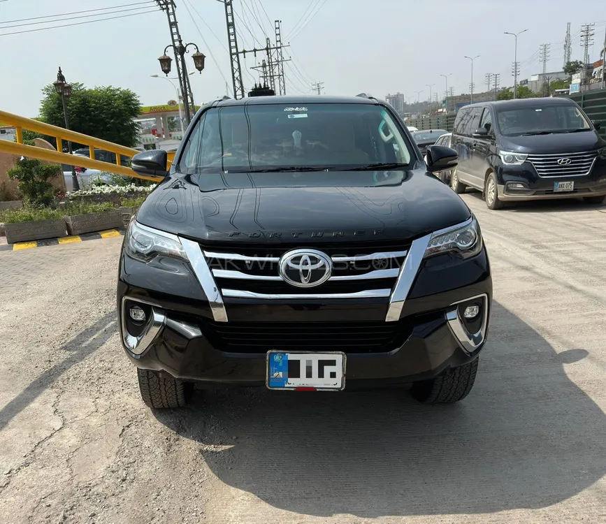Toyota Fortuner 2018 for Sale in Islamabad Image-1