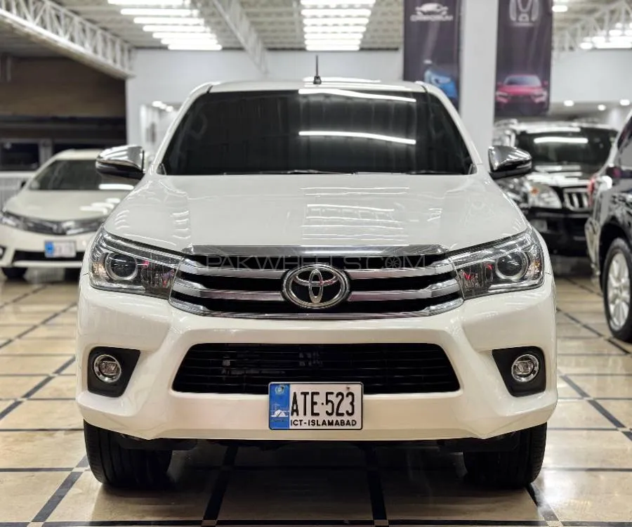 Toyota Hilux 2018 for Sale in Peshawar Image-1