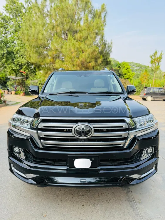 Toyota Land Cruiser 2019 for Sale in Islamabad Image-1