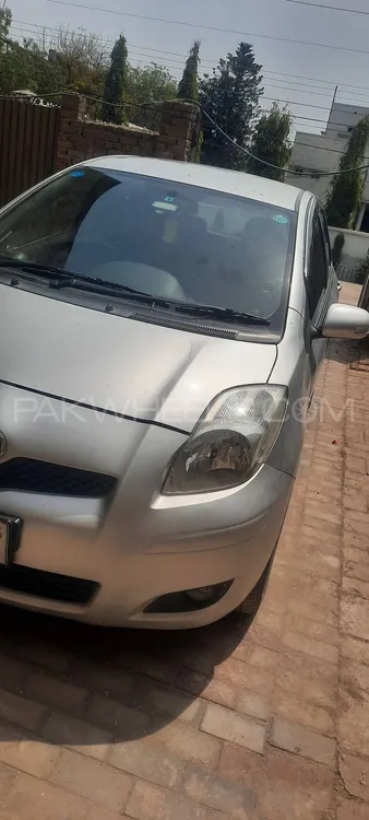 Toyota Vitz 2010 for Sale in Sargodha Image-1