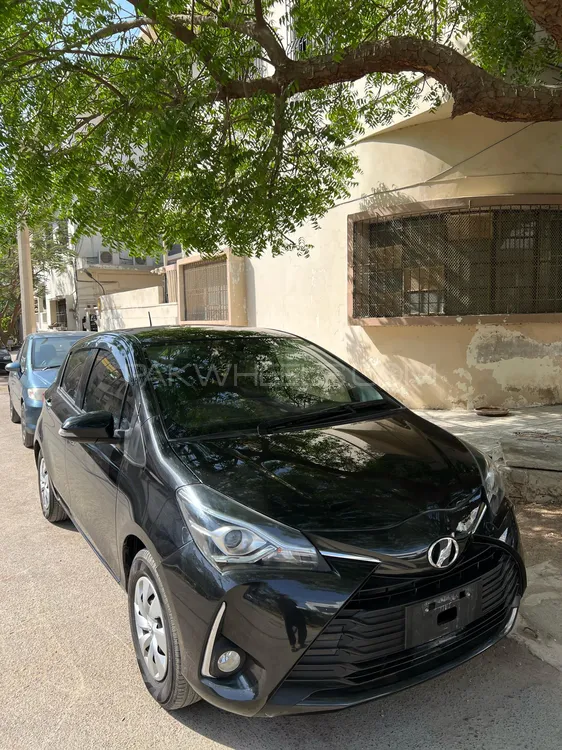 Toyota Vitz 2020 for Sale in Karachi Image-1