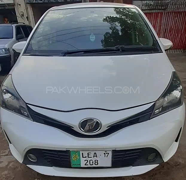 Toyota Vitz 2017 for Sale in Gujranwala Image-1