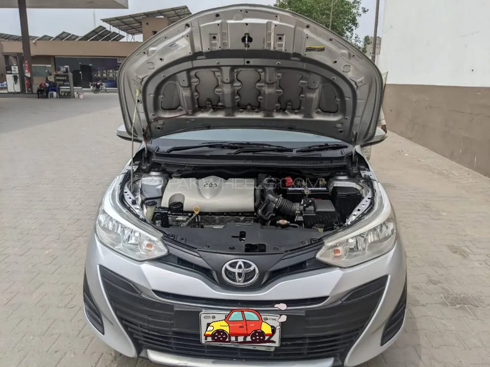 Toyota Yaris Sedan 2020 for Sale in Lahore Image-1