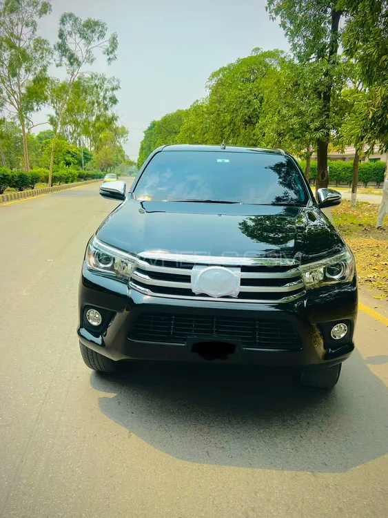 Toyota Hilux 2020 for Sale in Peshawar Image-1
