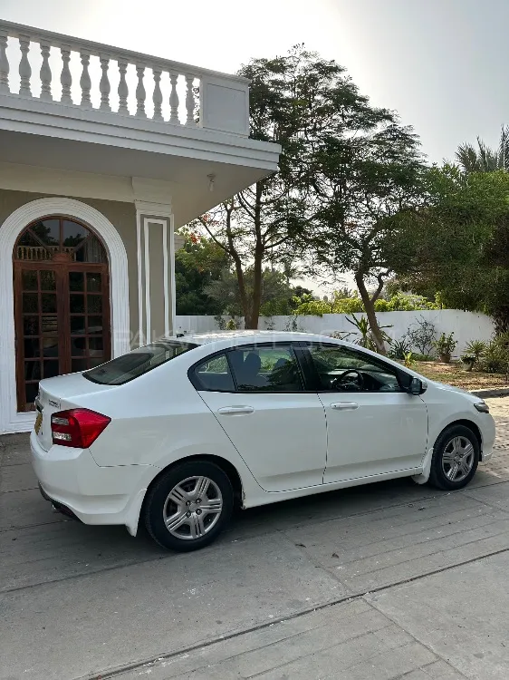 Honda City 2016 for Sale in Karachi Image-1
