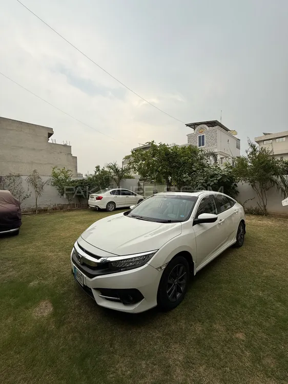 Honda Civic 2020 for Sale in Lahore Image-1