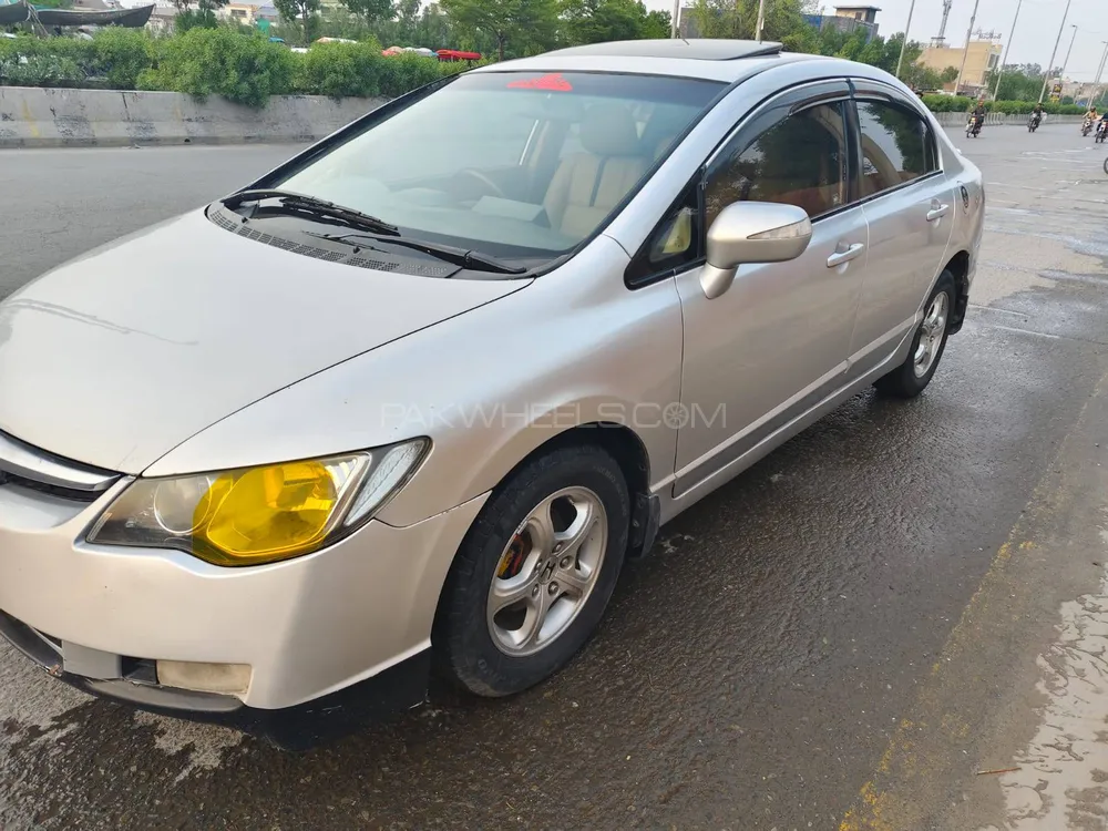 Honda Civic 2010 for Sale in Faisalabad Image-1