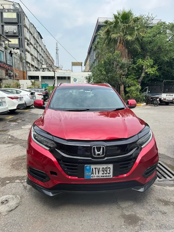 Honda Vezel 2015 for Sale in Islamabad Image-1