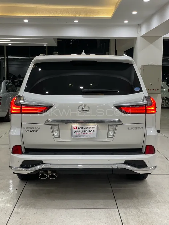 Lexus LX Series 2017 for Sale in Lahore Lexus LX Series 2017 for Sale in Lahore Image-8