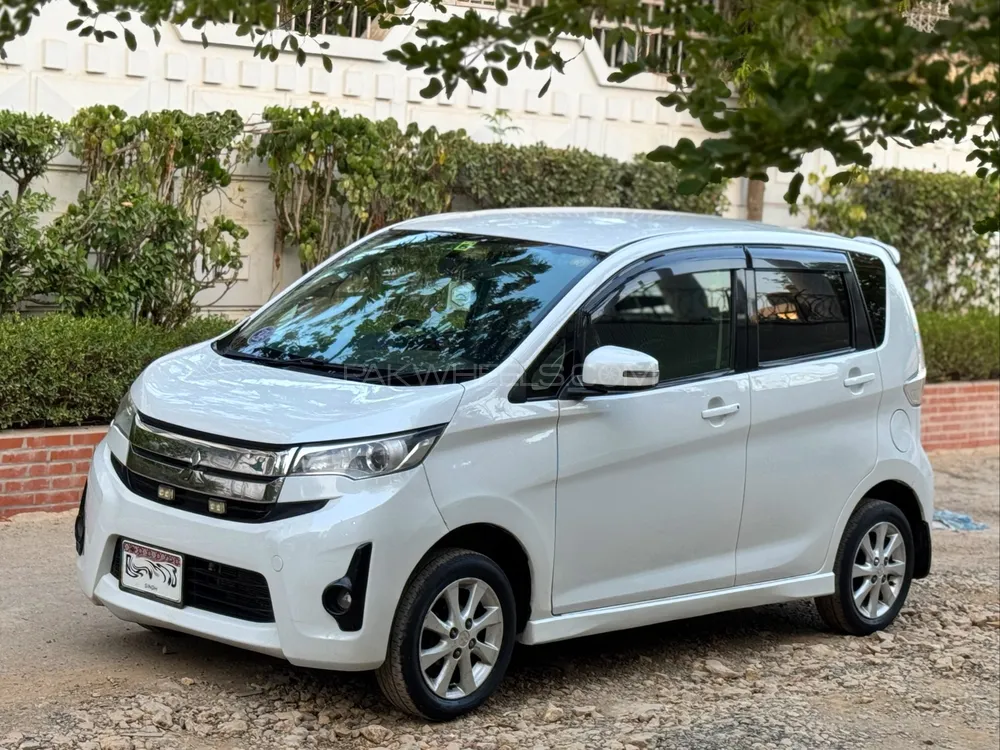 مٹسوبیشی ای کے کسٹم 2013 for Sale in کراچی Image-1