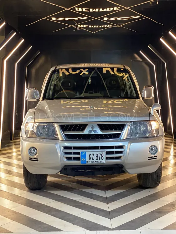 Mitsubishi Pajero 2003 for Sale in Lahore Image-1