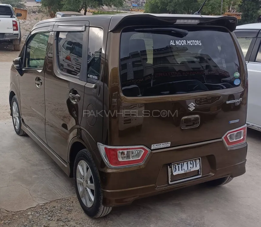 Suzuki Wagon R 2017 for Sale in Karachi Image-1