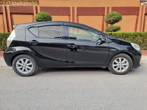 Toyota Aqua S 2014 for Sale