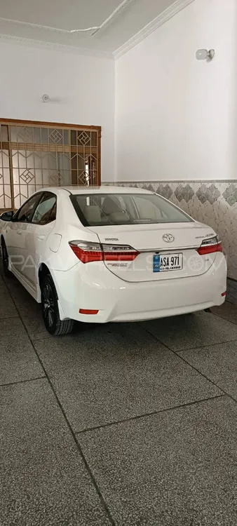 Toyota Corolla 2021 for Sale in Islamabad Image-1