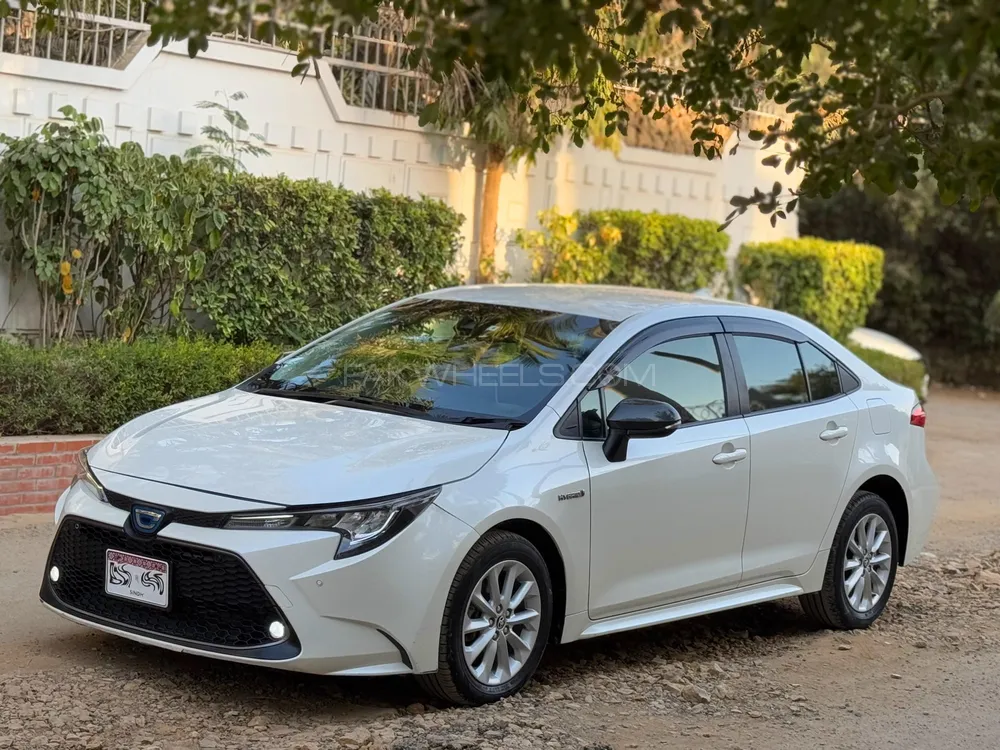Toyota Corolla 2021 for Sale in Karachi Image-1