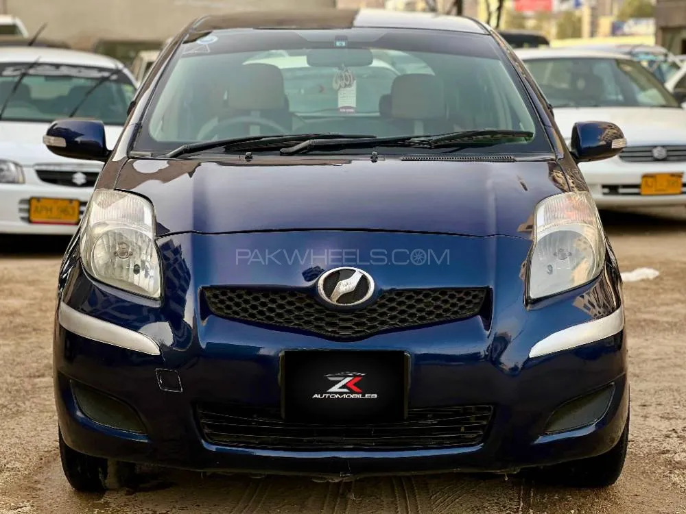 Toyota Vitz 2008 for Sale in Karachi Image-1