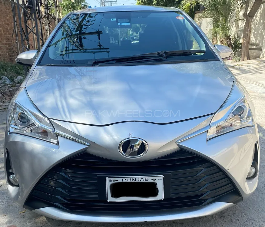 Toyota Vitz 2019 for Sale in Lahore Image-1