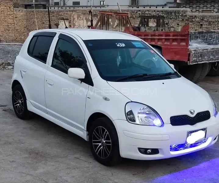 Toyota Vitz 2003 for Sale in Quetta Image-1
