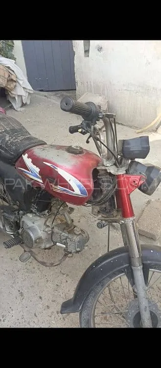 کراؤن CR 70 HD Plus 2011 for Sale Image-1