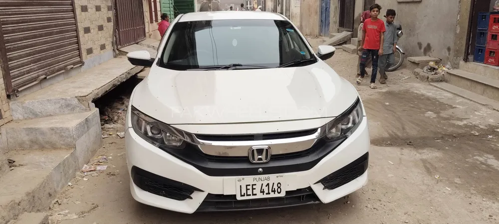Honda Civic 2018 for Sale in Lahore Image-1