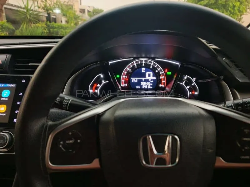 Honda Civic 2020 for Sale in Lahore Image-1