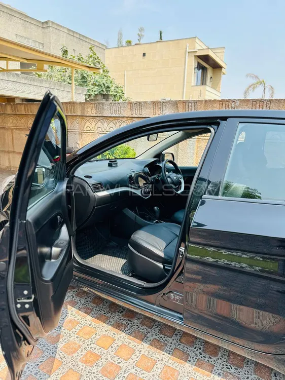 KIA Picanto 2021 for Sale in Lahore Image-1