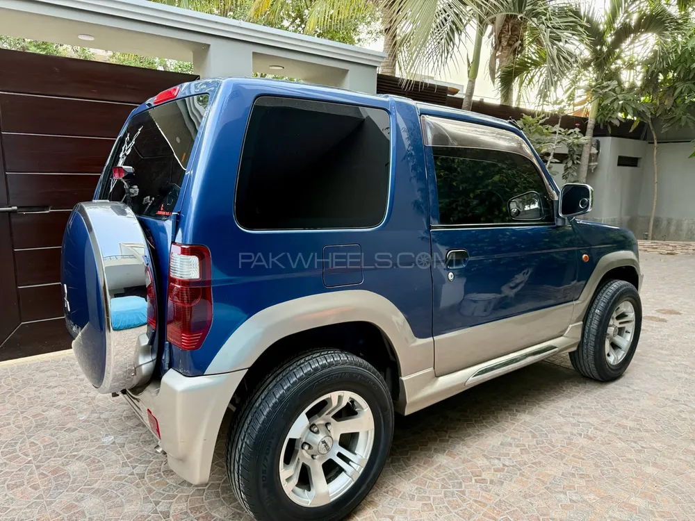 Mitsubishi Pajero Mini 1999 for Sale in Karachi Image-1