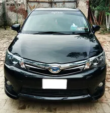 Toyota Corolla Fielder Hybrid G  WB  2014 for Sale