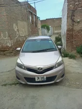 Toyota Vitz 2011 for Sale
