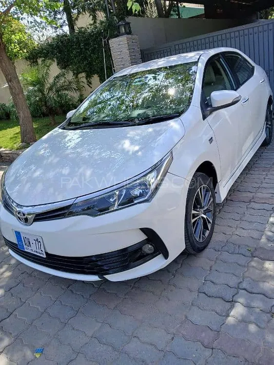 Toyota Corolla 2020 for Sale in Islamabad Image-1