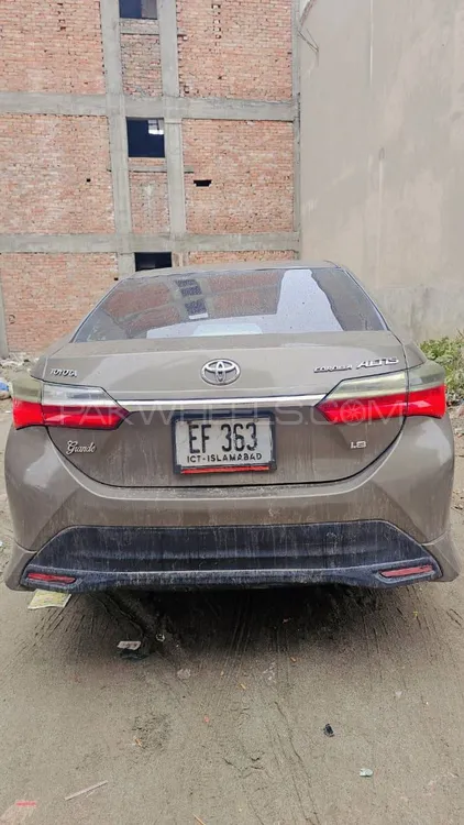 Toyota Corolla 2015 for Sale in Islamabad Image-1
