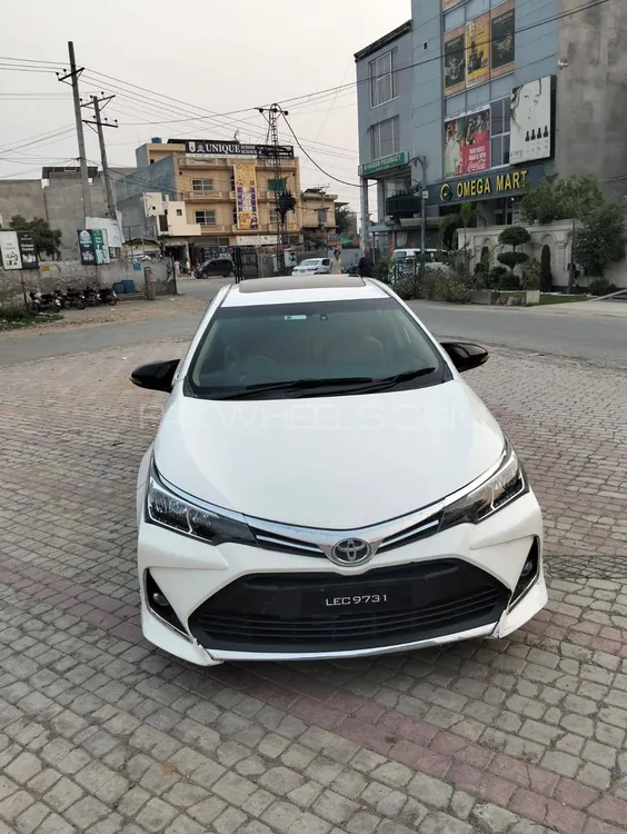 Toyota Corolla 2016 for Sale in Lahore Image-1