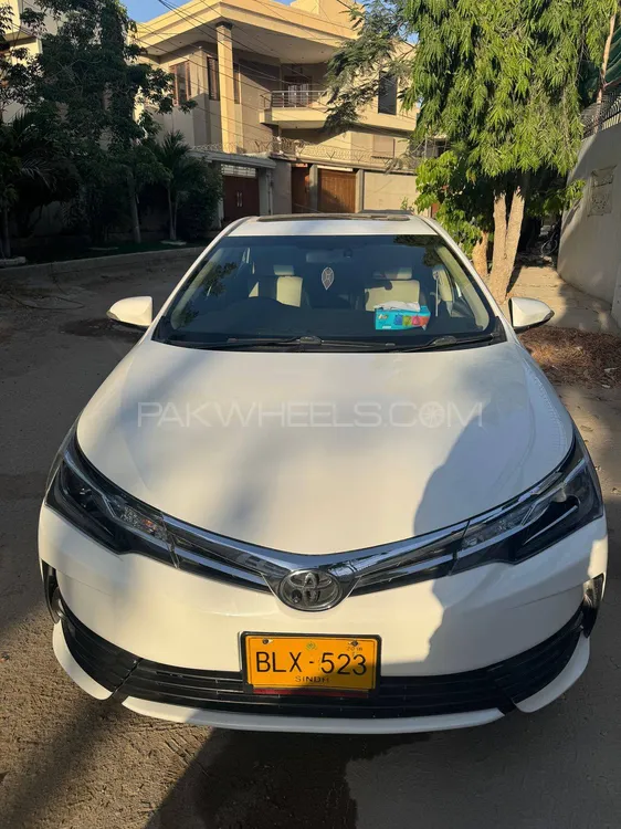 Toyota Corolla 2018 for Sale in Karachi Image-1