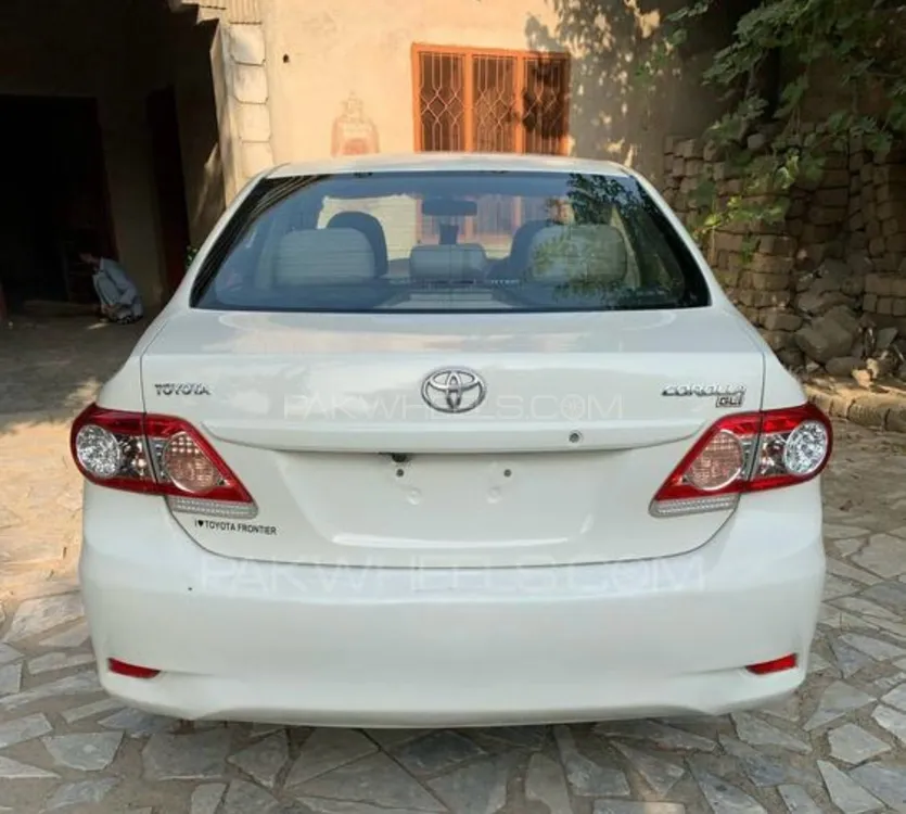 Toyota Corolla 2012 for Sale in Peshawar Image-1
