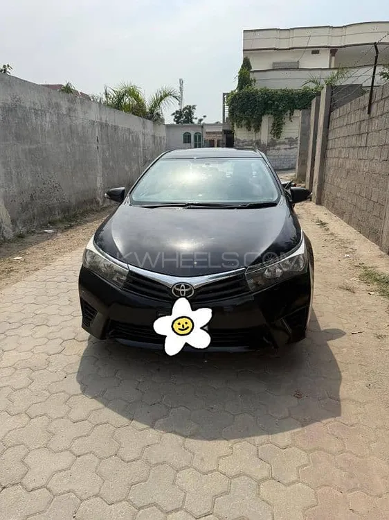 Toyota Corolla 2015 for Sale in Gujrat Image-1